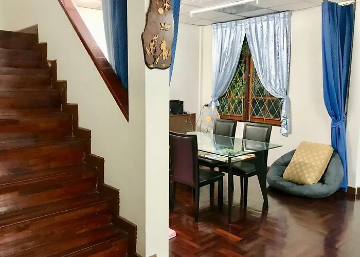 Sira's House